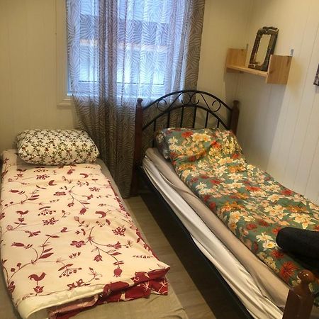 Den Gule Huset Daire Lyngdal Dış mekan fotoğraf