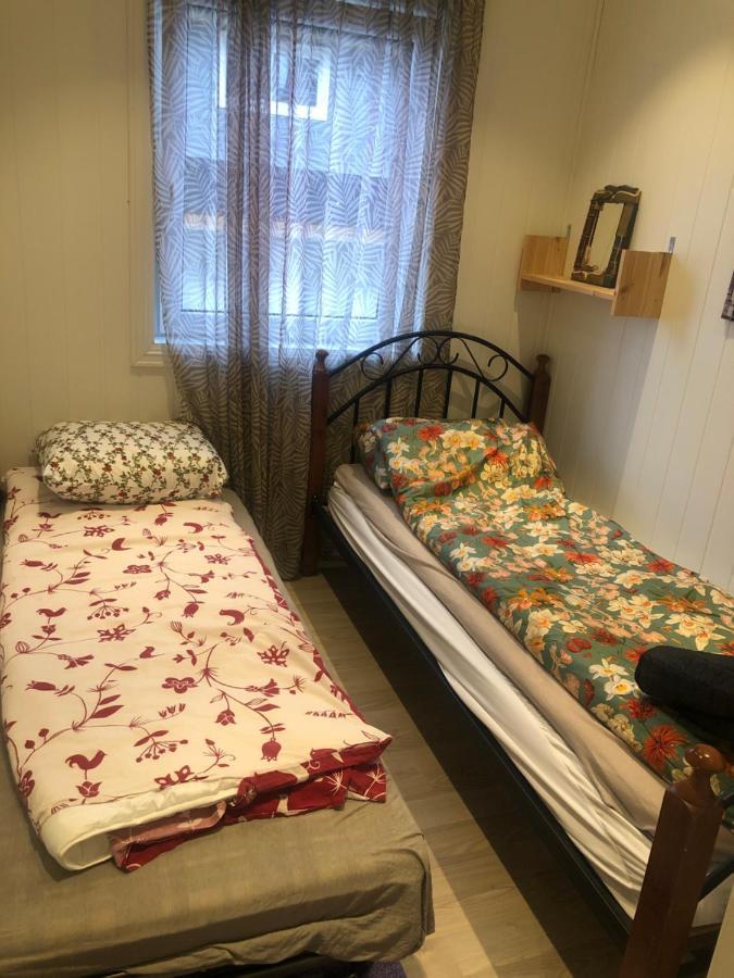 Den Gule Huset Daire Lyngdal Dış mekan fotoğraf